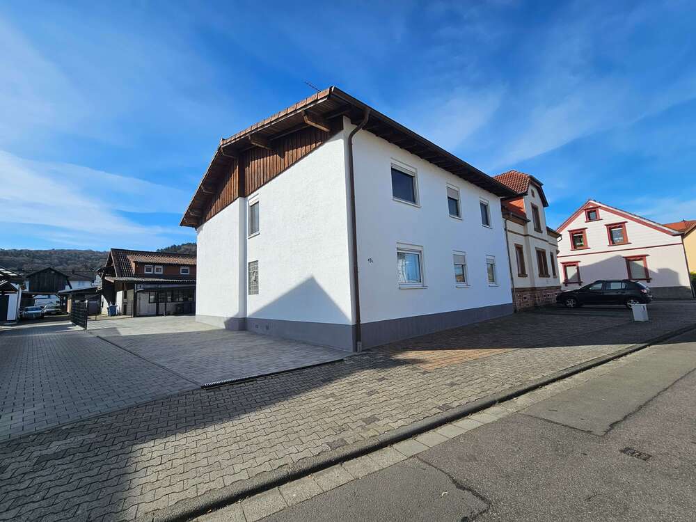 Thumbnail-Haus zum Kaufen in Bruchmühlbach-Miesau 399.000,00 € 221 m²