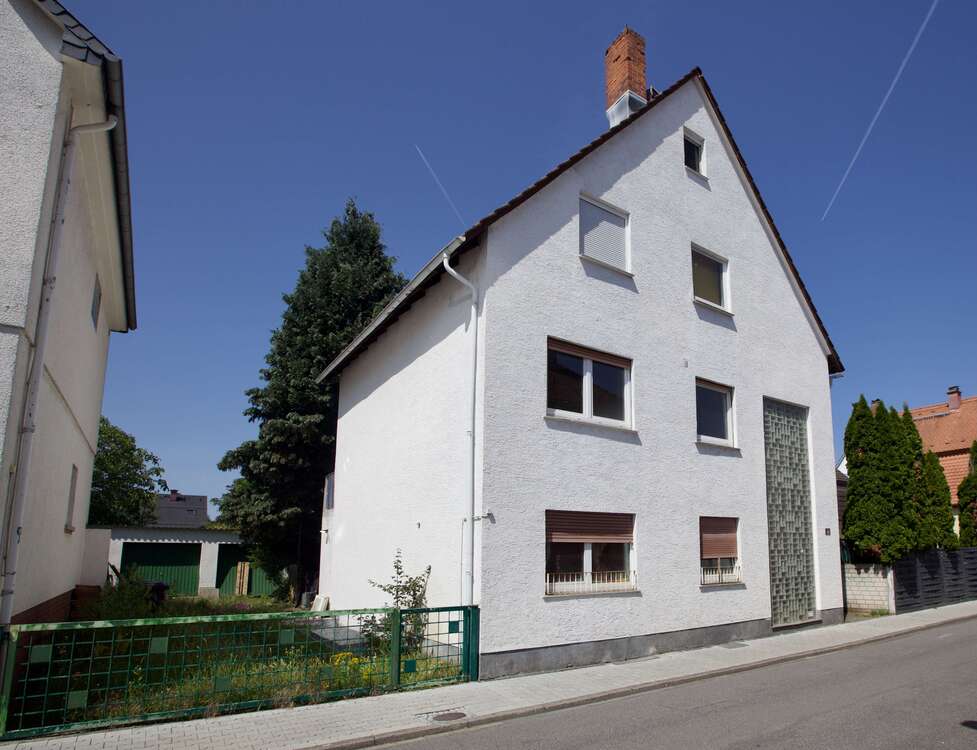 Thumbnail-Haus zum Kaufen in Darmstadt 550.000,00 € 233 m²