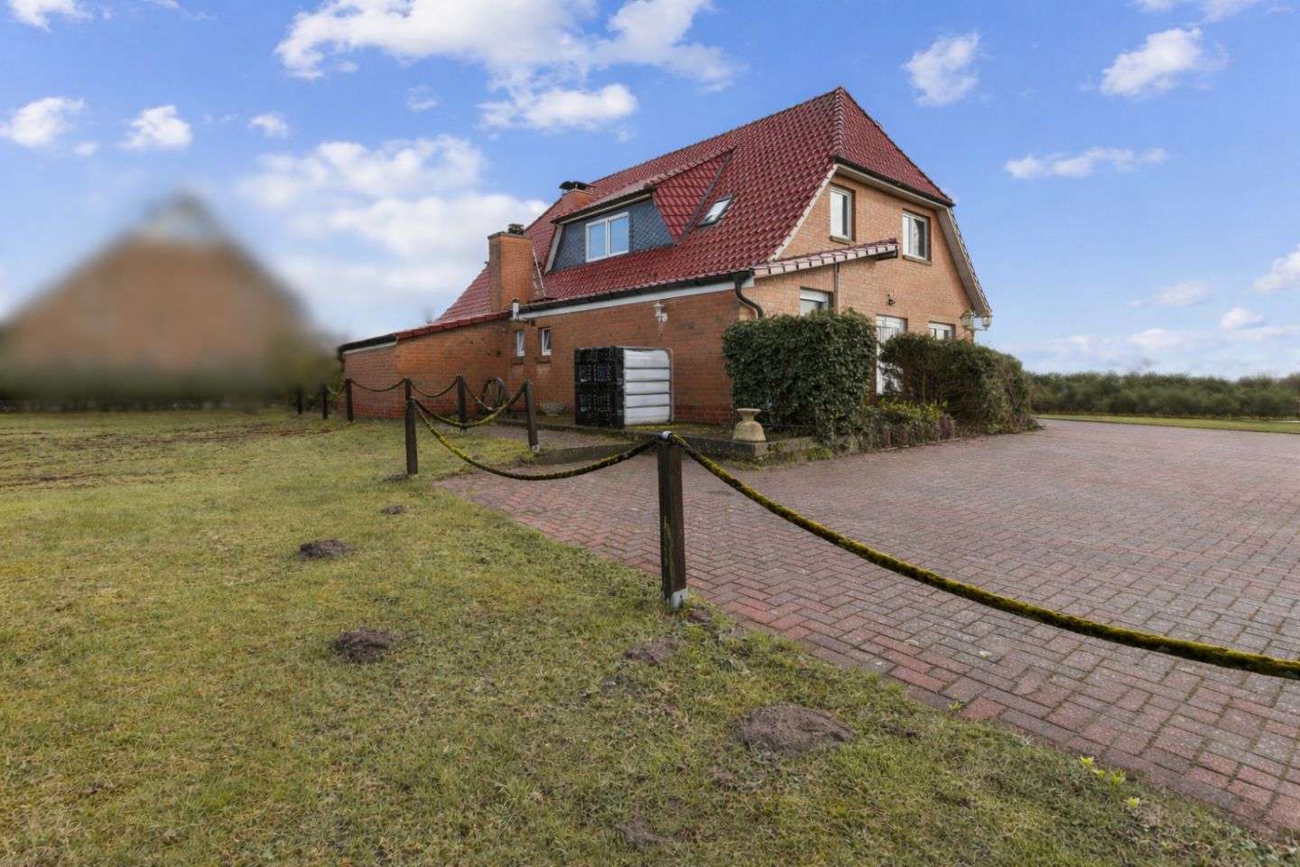 Thumbnail-Haus zum Kaufen in Brietlingen 549.000,00 € 270 m²