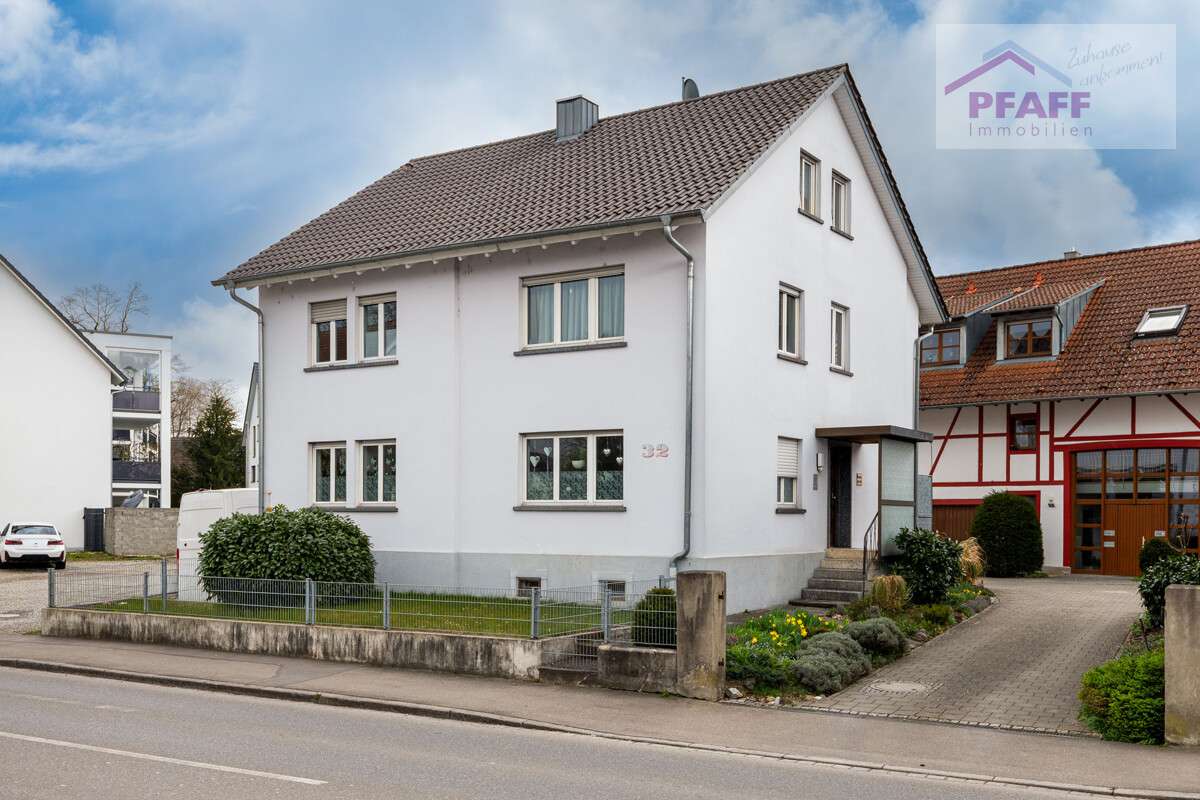 Thumbnail-Haus zum Kaufen in Rielasingen 239.000,00 € 165 m²