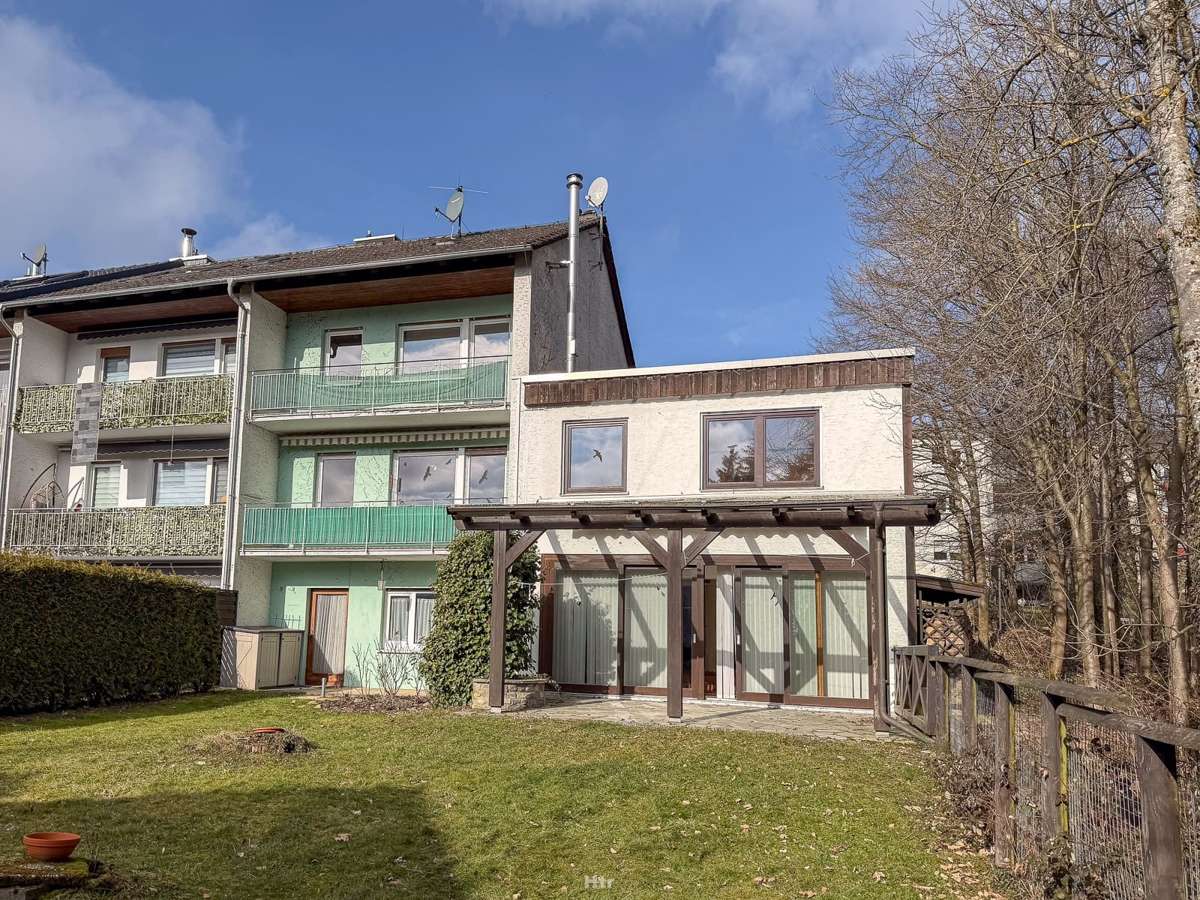 Thumbnail-Haus zum Kaufen in Königstein im Taunus - Falkenstein 470.000,00 € 94 m²