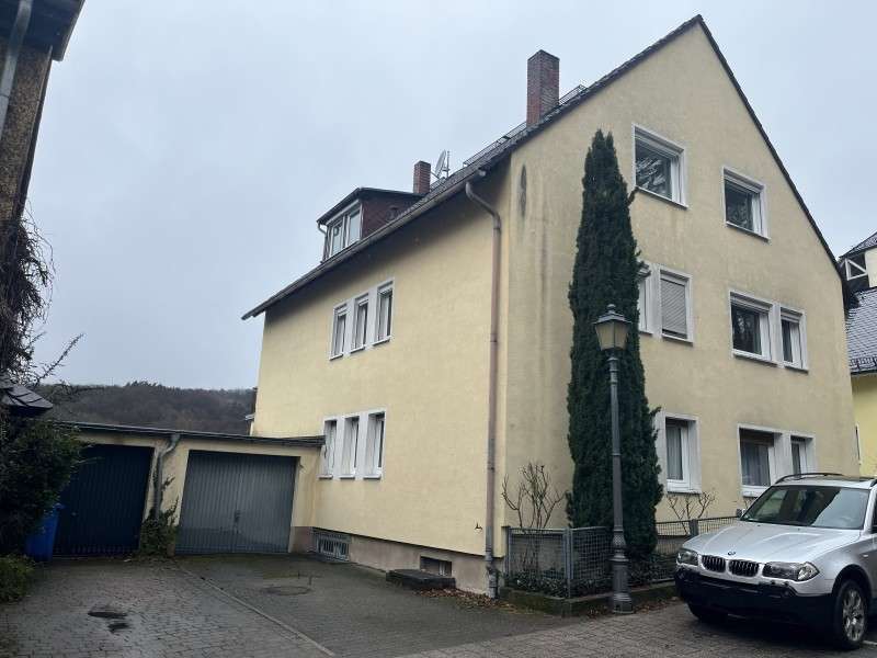 Thumbnail-Haus zum Kaufen in Kronberg im Taunus 1.175.000,00 € 339 m²