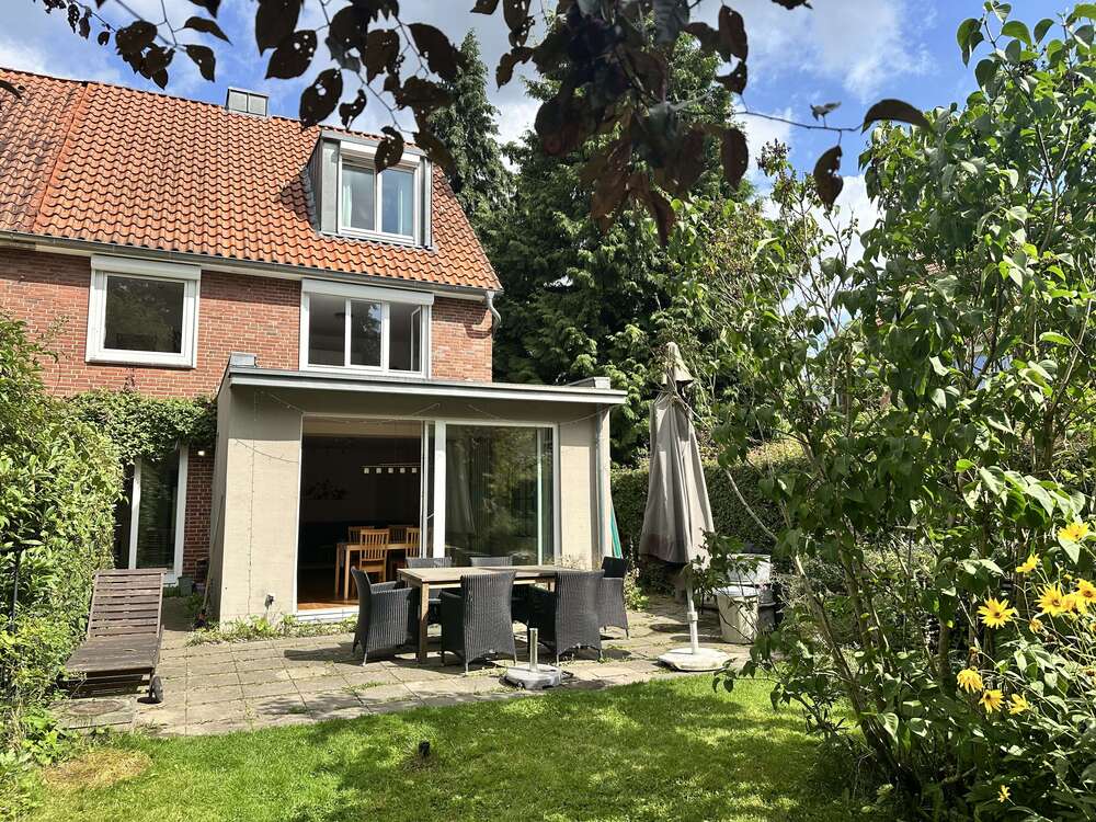 Thumbnail-Haus zum Kaufen in Hamburg 700.000,00 € 162.36 m²