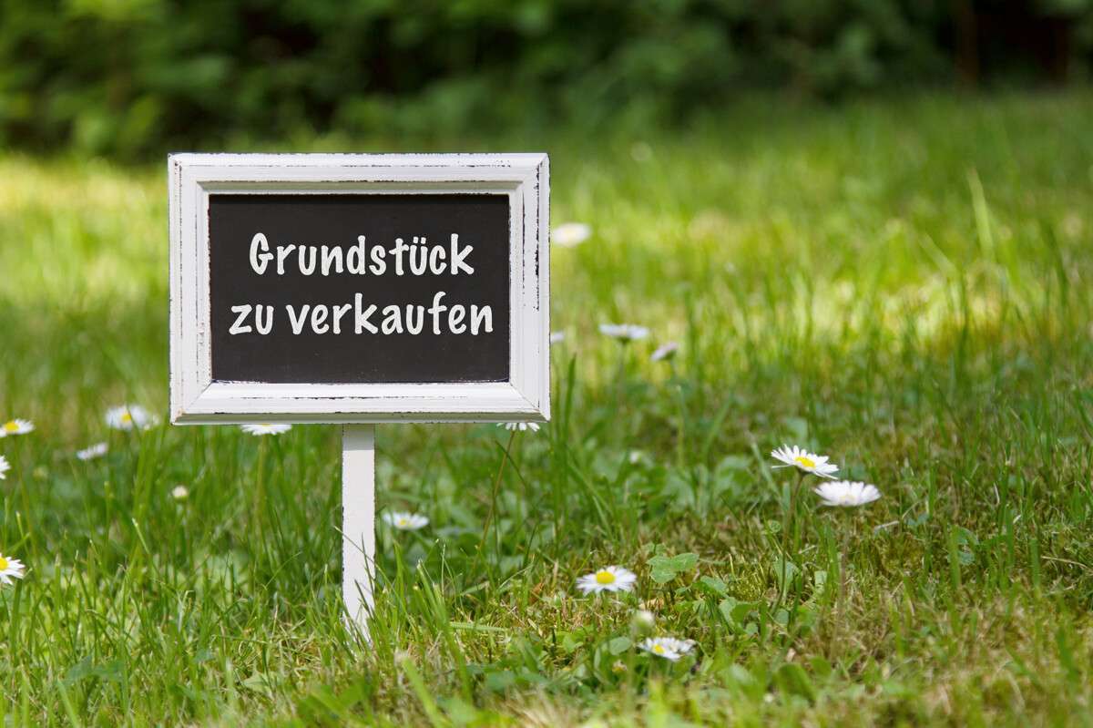 Thumbnail-Grundstück zu verkaufen in München Fasanerie 1.680.000,00 € 979 m²