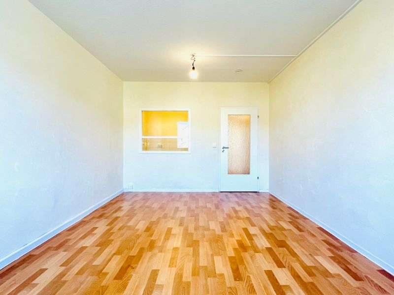 Thumbnail-Wohnung zum Mieten in Freital 282,27 € 61.36 m²