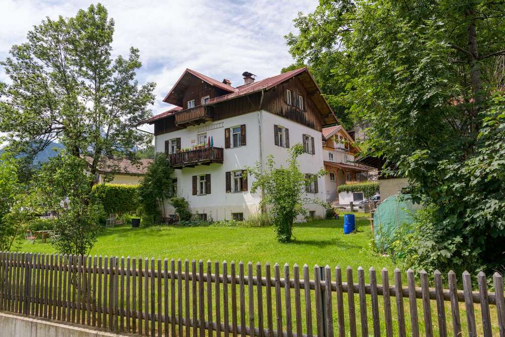 Thumbnail-Haus zum Kaufen in Mittenwald 1.200.000,00 € 207 m²