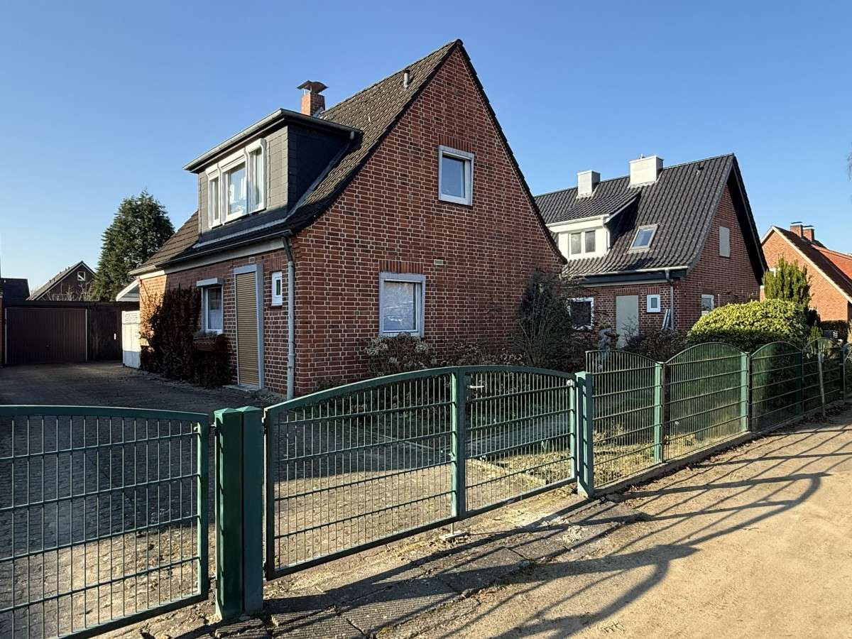 Thumbnail-Haus zum Kaufen in Schwarzenbek 299.000,00 € 98 m²