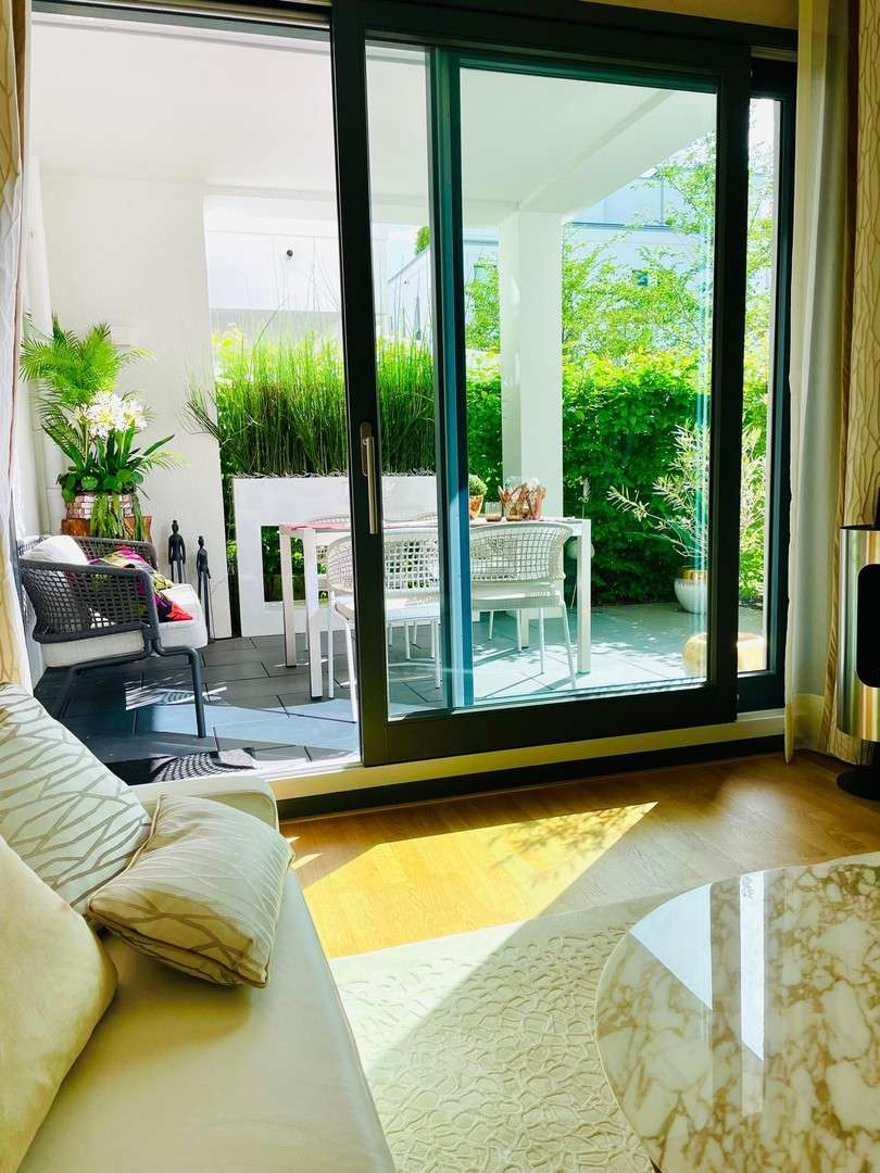 Thumbnail-Wohnung zum Kaufen in Düsseldorf - Oberkassel 750.000,00 € 81 m²