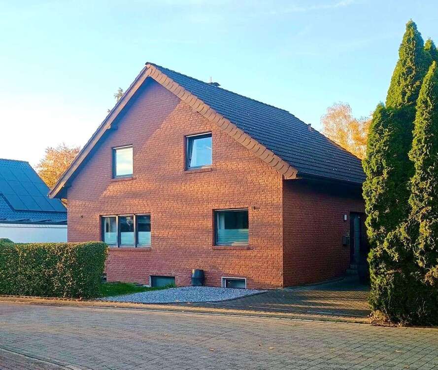 Thumbnail-Haus zum Kaufen in Salzkotten 554.000,00 € 130 m²