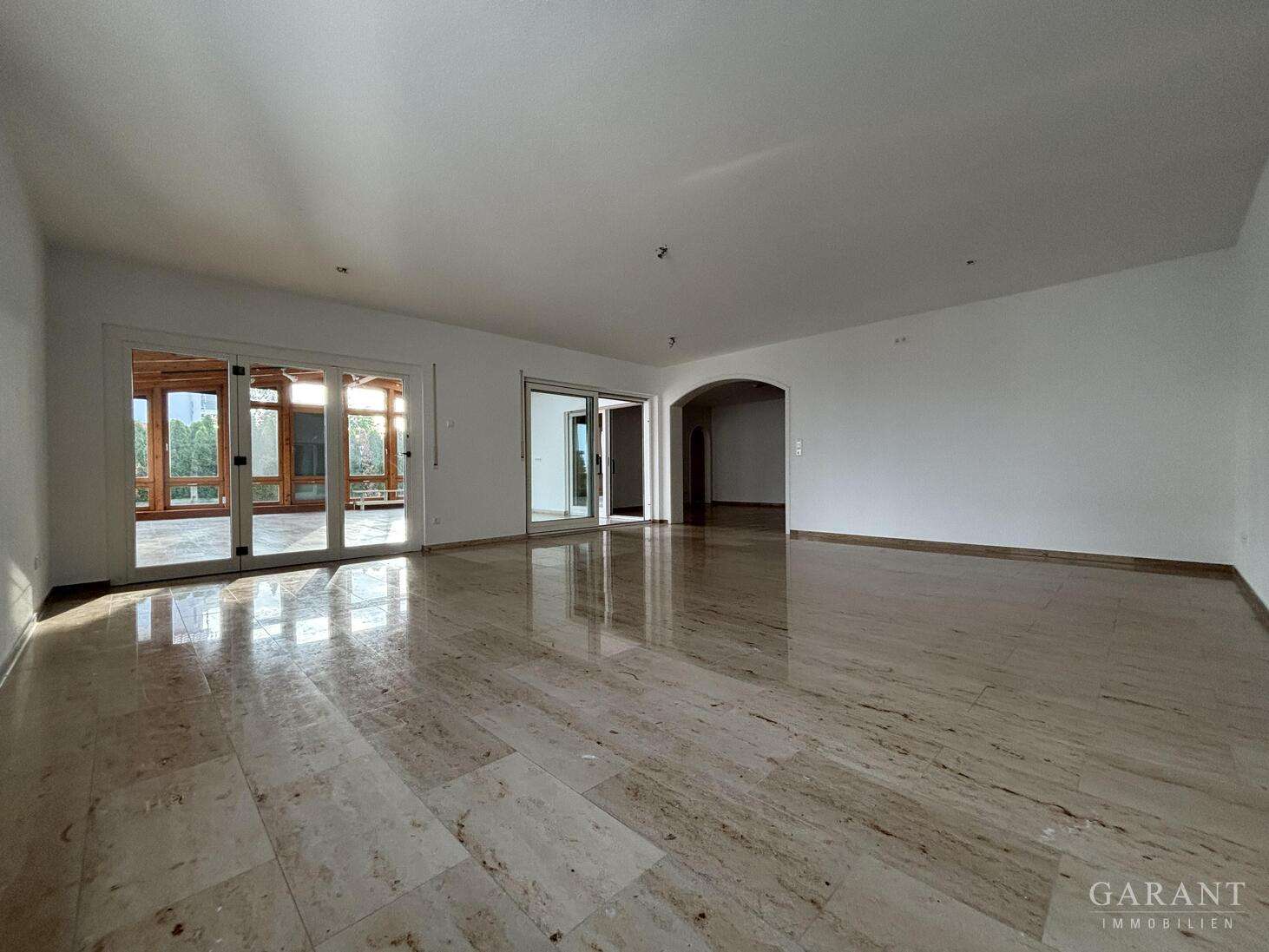 Thumbnail-Wohnung zum Mieten in Friolzheim 1.450,00 € 175 m²