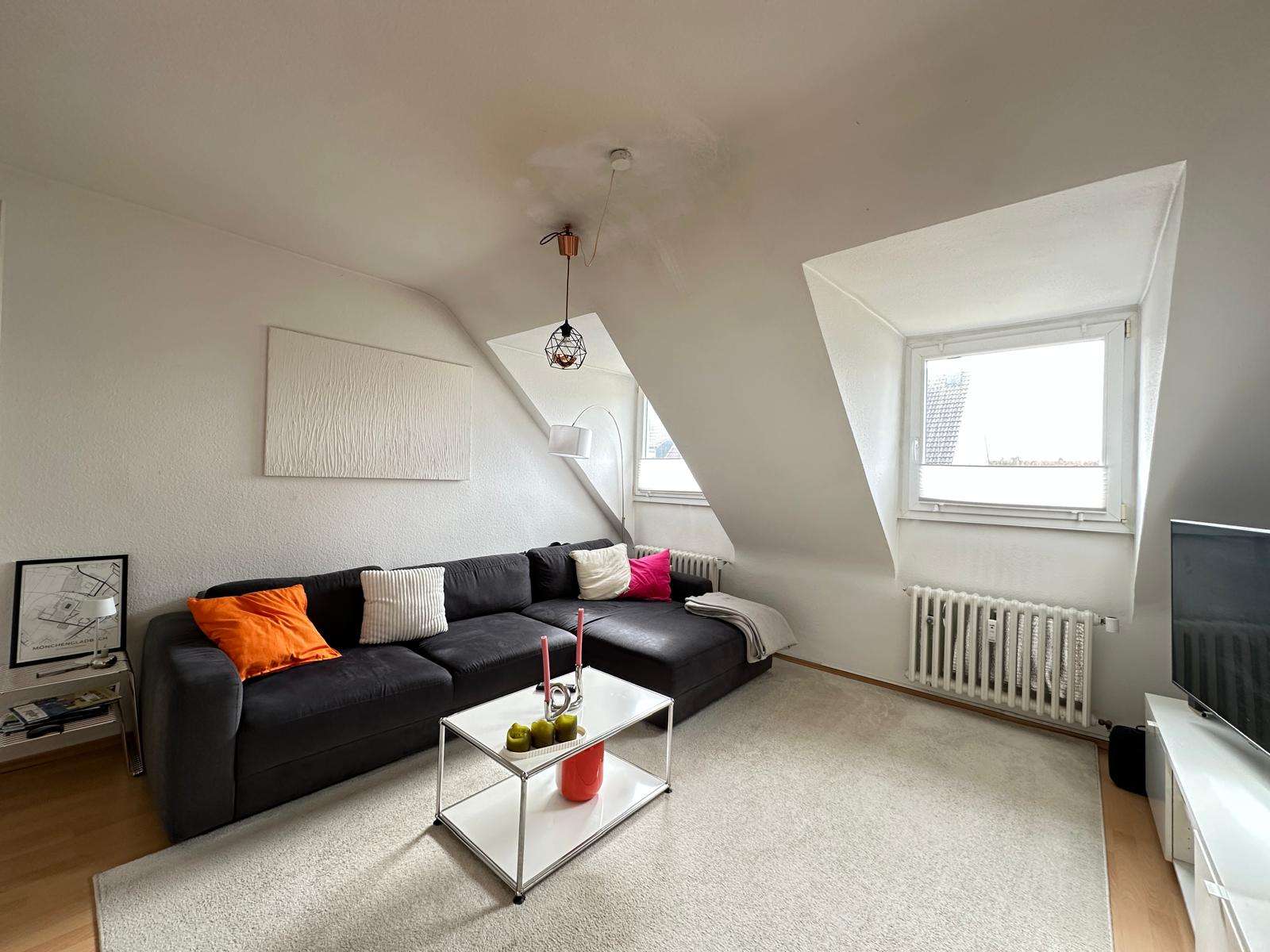 Thumbnail-Wohnung zum Kaufen in Düsseldorf 398.000,00 € 76.39 m²