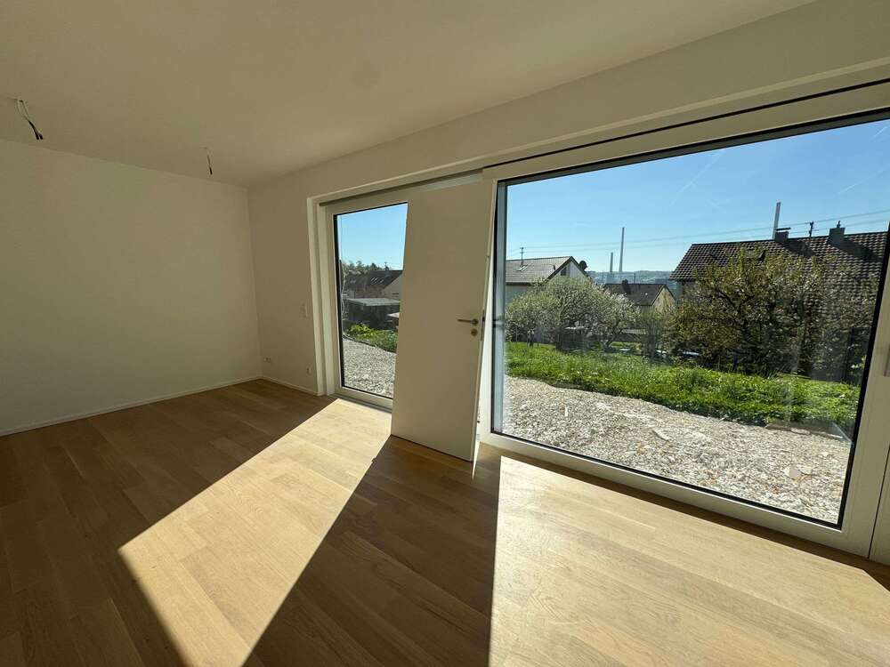 Thumbnail-Wohnung zum Mieten in Esslingen am Neckar 2.565,00 € 135.03 m²