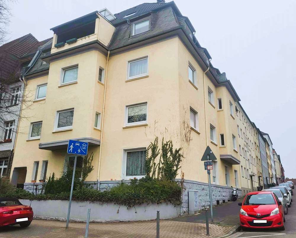 Thumbnail-Wohnung zum Kaufen in Hagen Altenhagen 126.000,00 € 118 m²