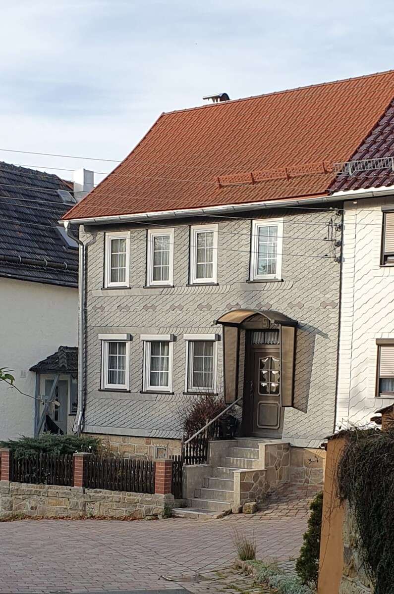 Thumbnail-Haus zum Kaufen in Gräfinau-Angstedt 40.000,00 € 120 m²
