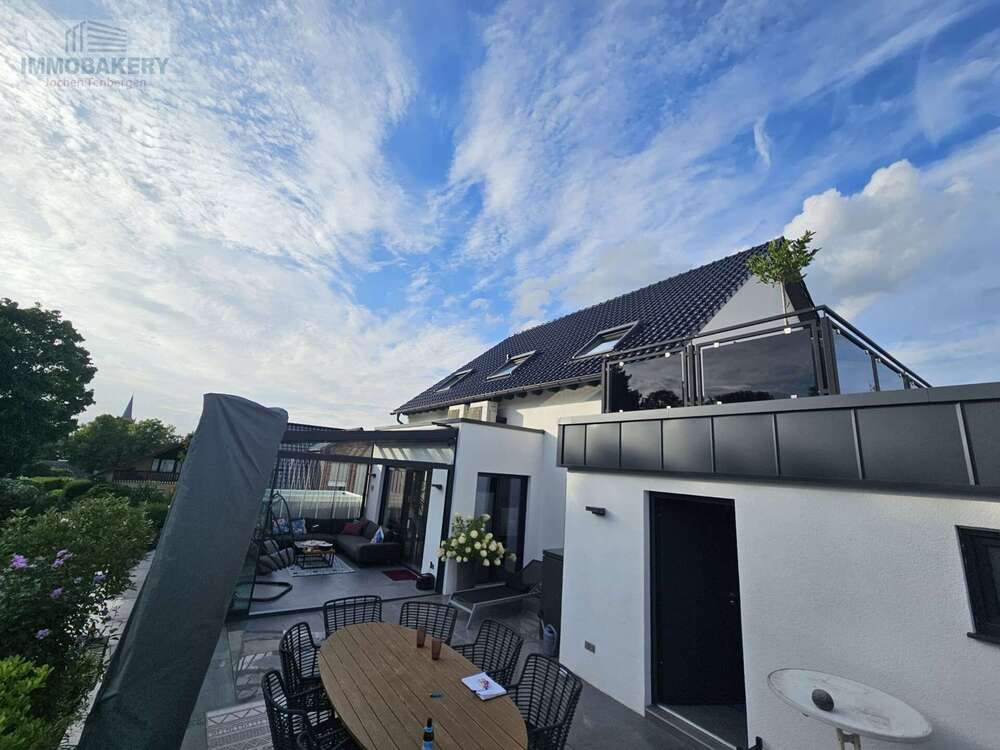 Thumbnail-Haus zum Kaufen in Emmerich Elten 1.170.000,00 € 200 m²