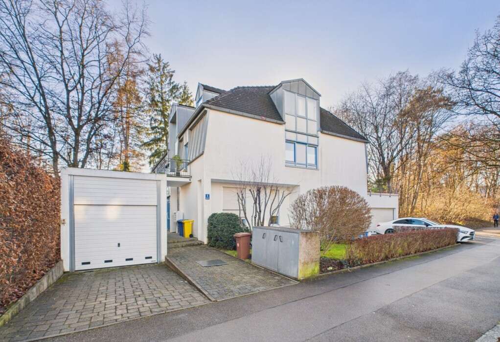 Thumbnail-Wohnung zum Kaufen in München 995.000,00 € 97 m²