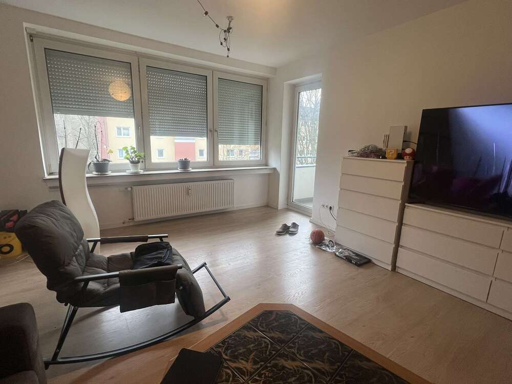 Thumbnail-Wohnung zum Kaufen in Bonn 220.000,00 € 68 m²
