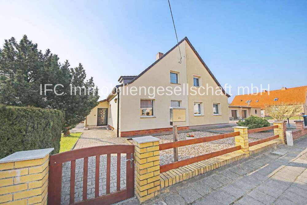 Thumbnail-Haus zum Kaufen in Muldestausee 135.000,00 € 100 m²