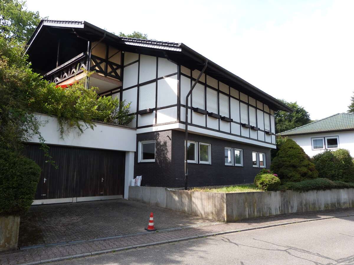 Thumbnail-Haus zum Kaufen in Weinheim 480.000,00 € 248 m²