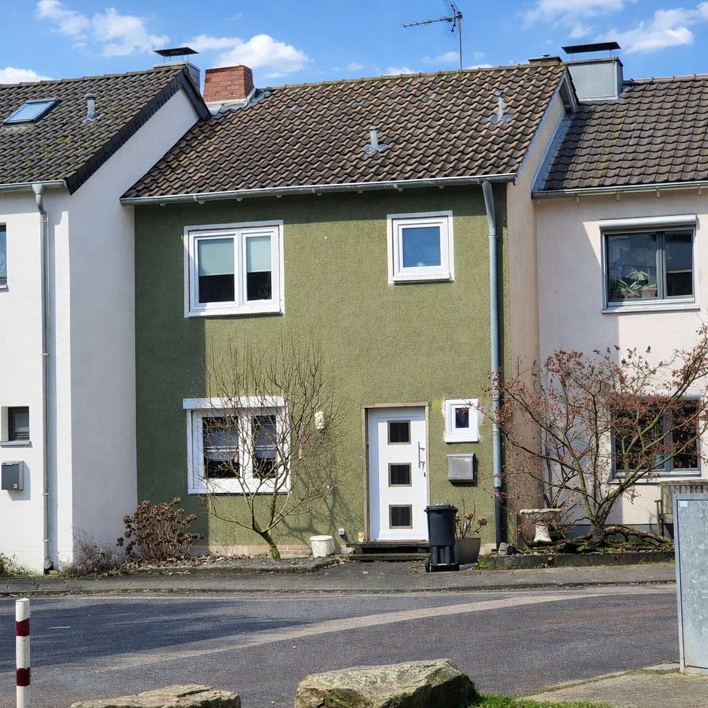 Thumbnail-Haus zum Kaufen in Köln Poll 560.000,00 € 85 m²