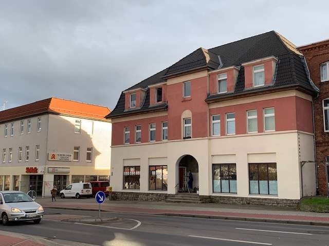 Thumbnail-Wohnung zum Mieten in Halberstadt 499,00 € 117 m²