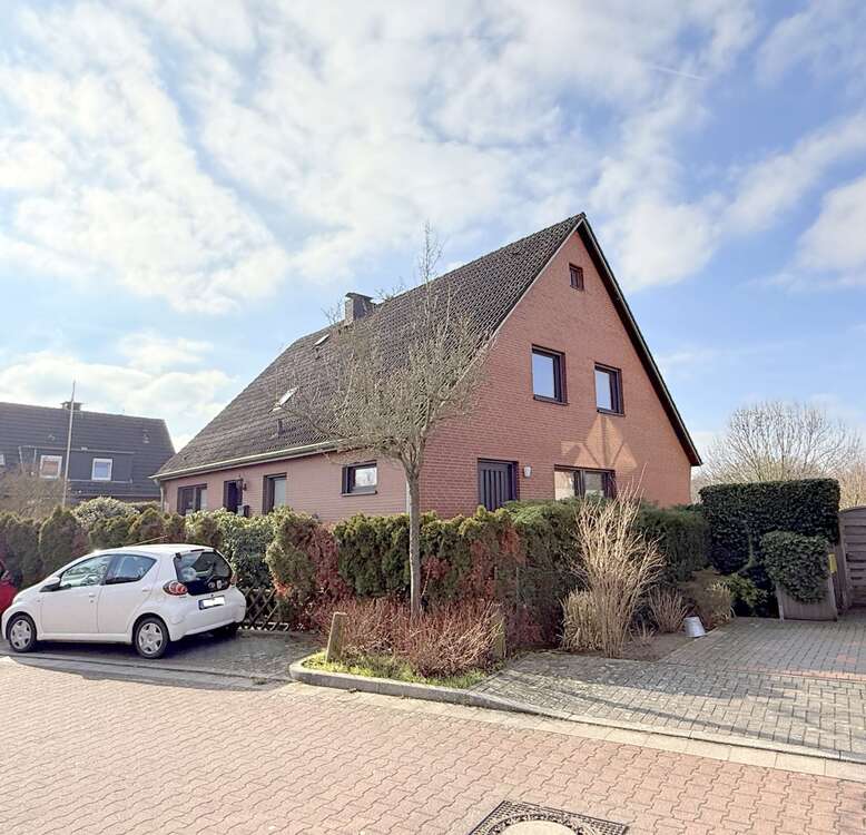 Thumbnail-Haus zum Kaufen in Neuss 750.000,00 € 201 m²