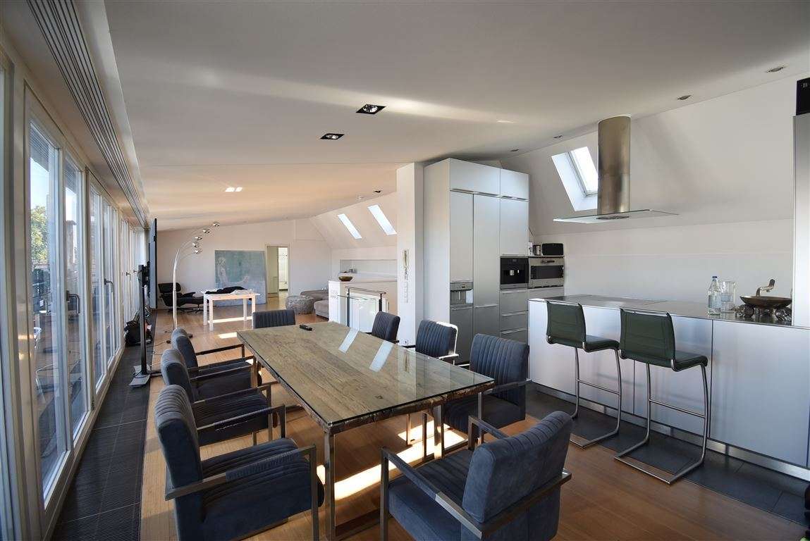 Thumbnail-Wohnung zum Mieten in Düsseldorf 2.695,00 € 218.52 m²