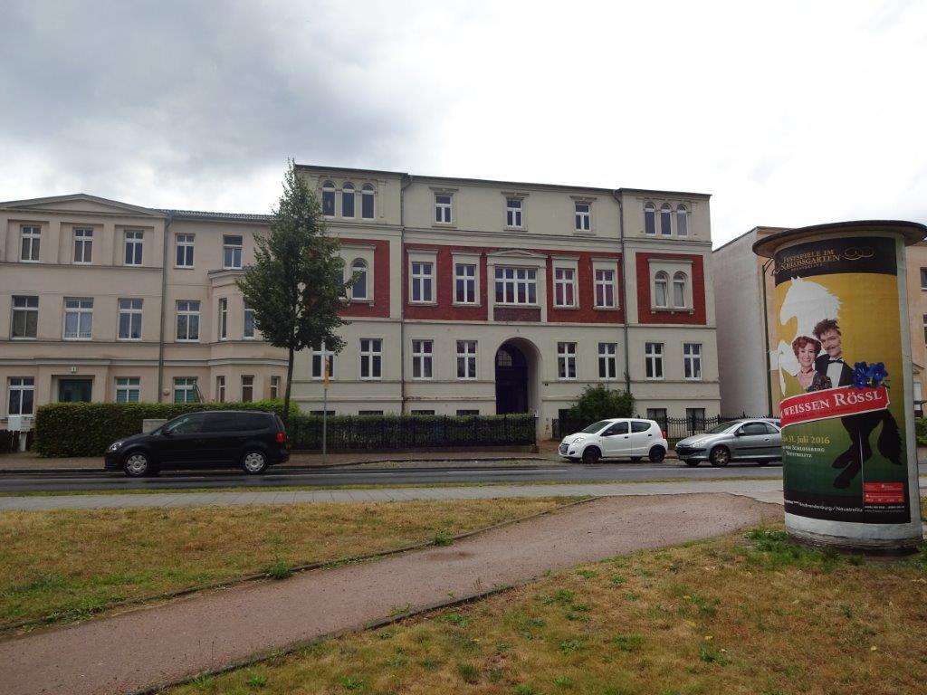 Thumbnail-Wohnung zum Mieten in Neustrelitz 780,00 € 141 m²