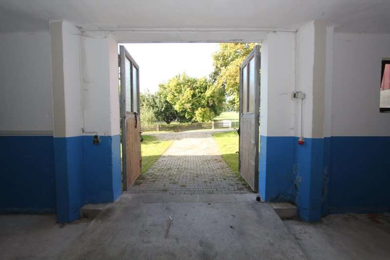Thumbnail-Halle in Dachau 1.150,00 € 200 m²