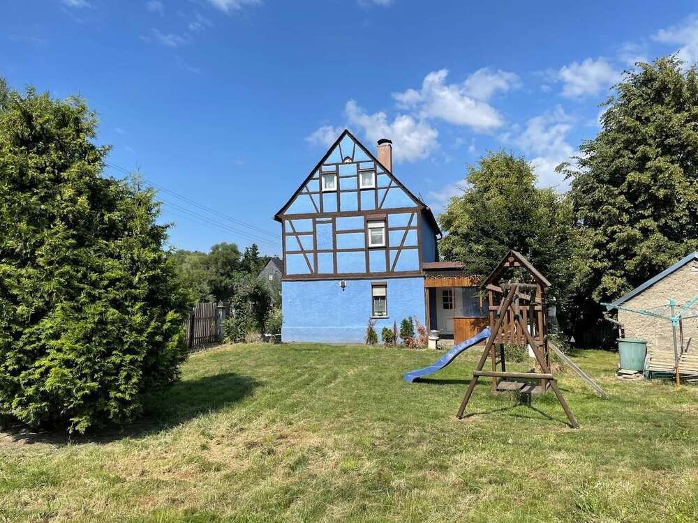 Thumbnail-Haus zum Kaufen in Callenberg 98.000,00 € 100 m²