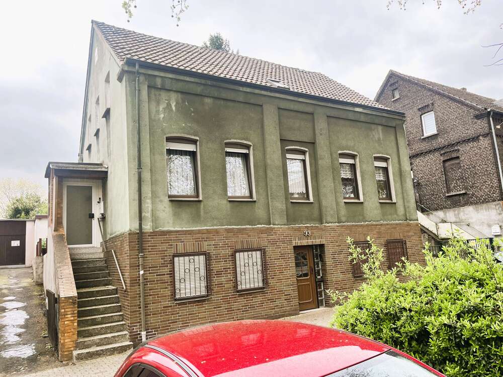 Thumbnail-Haus zum Kaufen in Oberhausen 159.000,00 € 130 m²