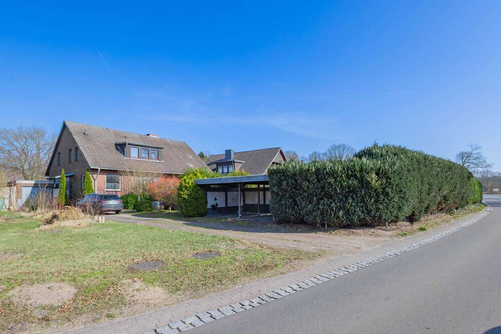Thumbnail-Haus zum Kaufen in Lohe-Föhrden 299.000,00 € 195.07 m²