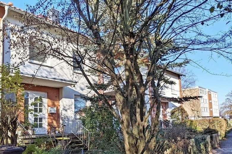 Thumbnail-Haus zum Kaufen in Barsinghausen 325.000,00 € 157 m²