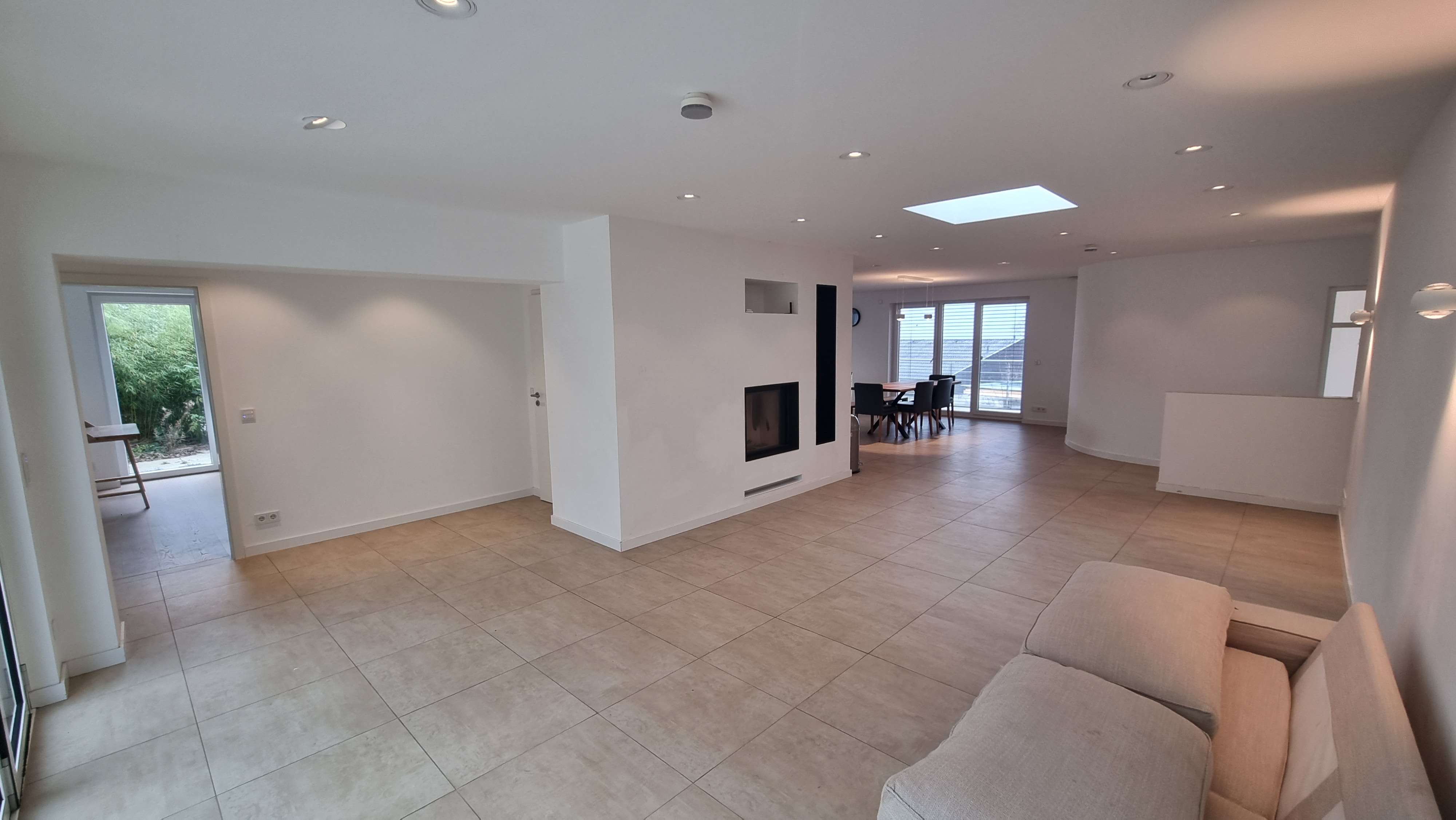 Thumbnail-Wohnung zum Mieten in Leimen 2.200,00 € 200 m²