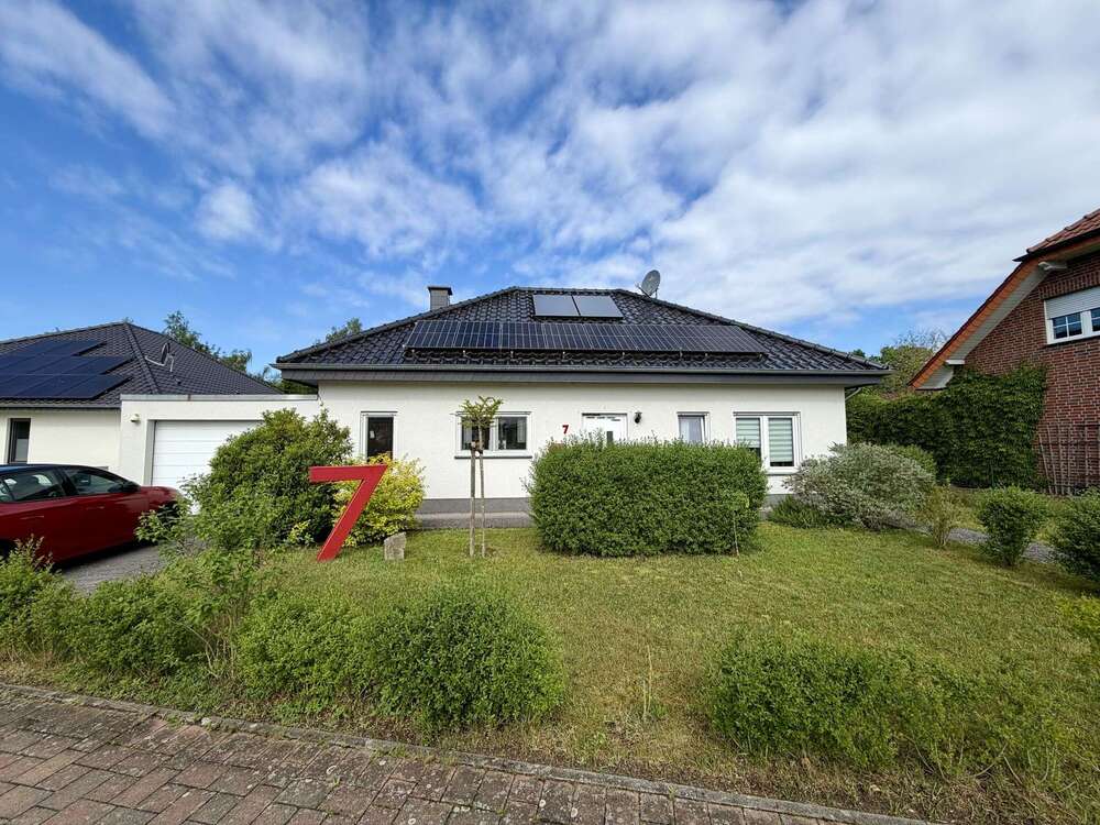 Thumbnail-Haus zum Kaufen in Salzkotten Mantinghausen 399.000,00 € 127 m²