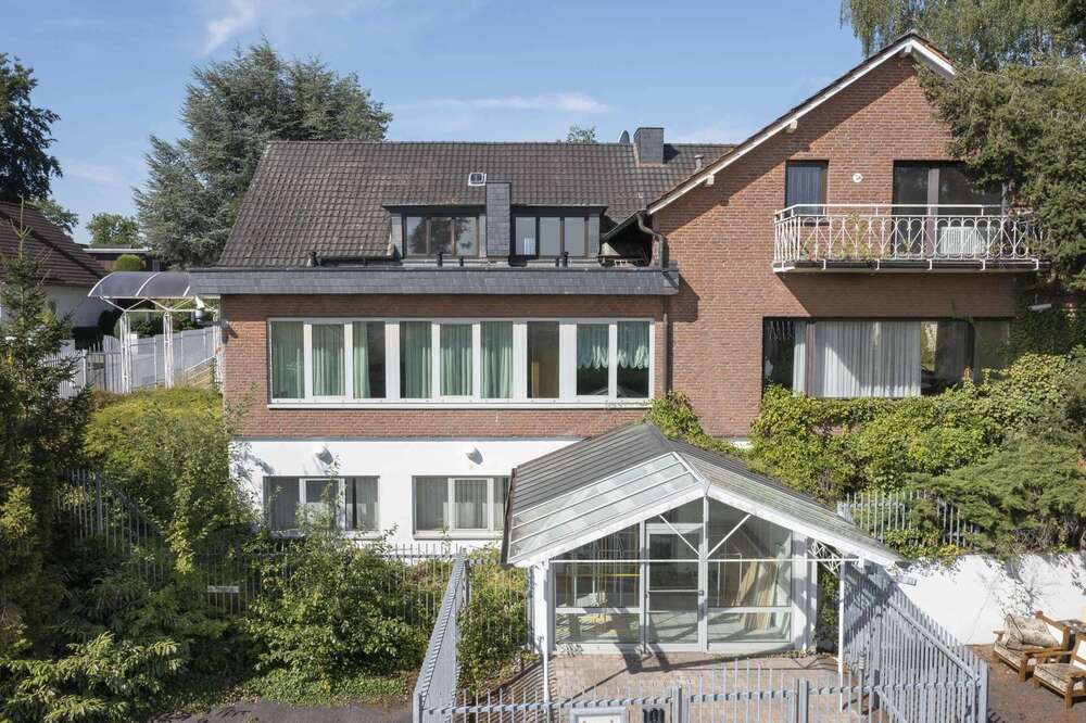 Thumbnail-Haus zum Kaufen in Remagen 1.150.000,00 € 730 m²