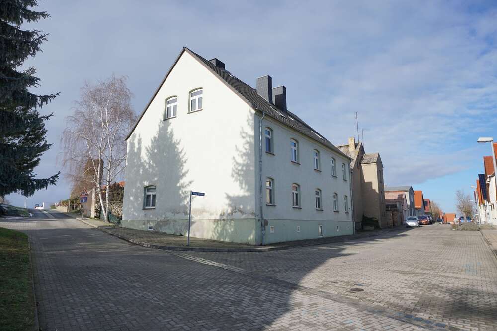 Thumbnail-Haus zum Kaufen in Groß Börnecke 139.000,00 € 609.91 m²