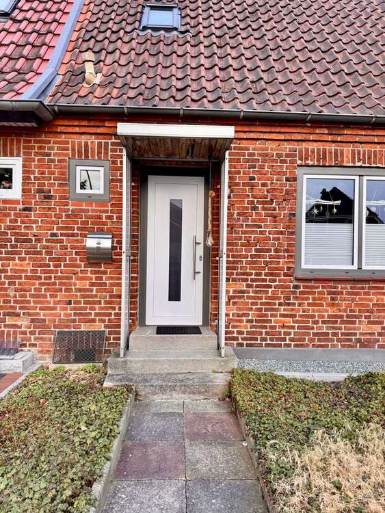 Thumbnail-Haus zum Kaufen in Neumünster 175.000,00 € 72 m²