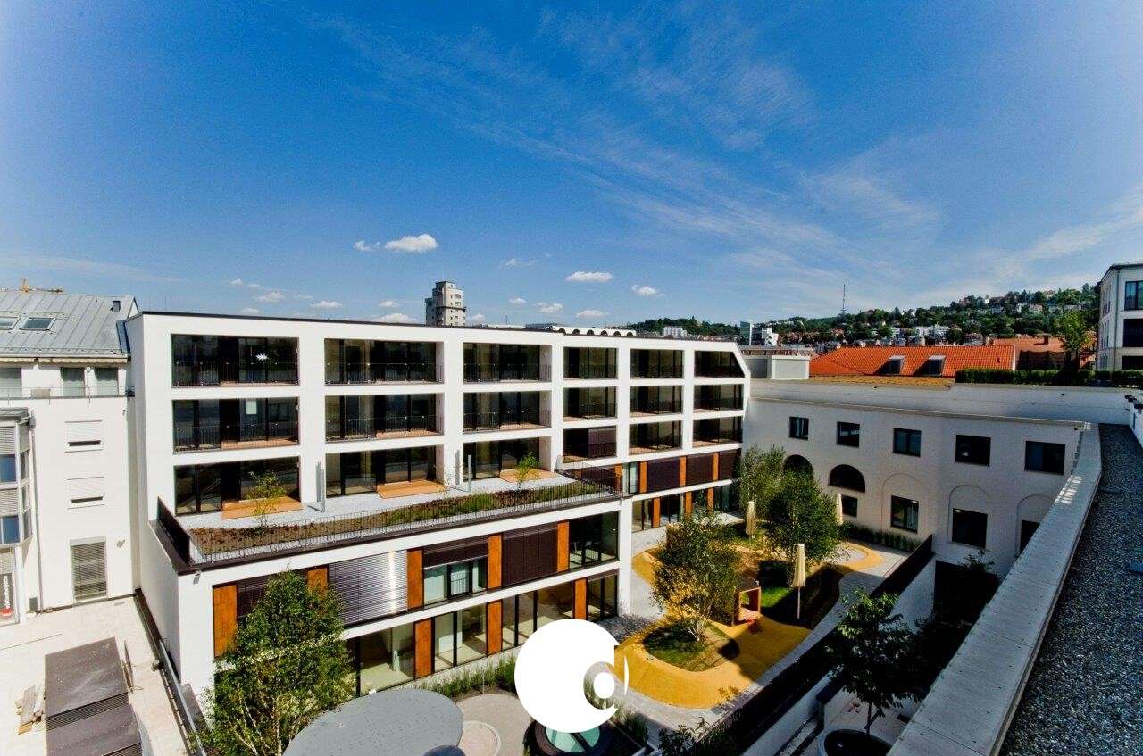 Thumbnail-Wohnung zum Mieten in Stuttgart 2.300,00 € 107.55 m²