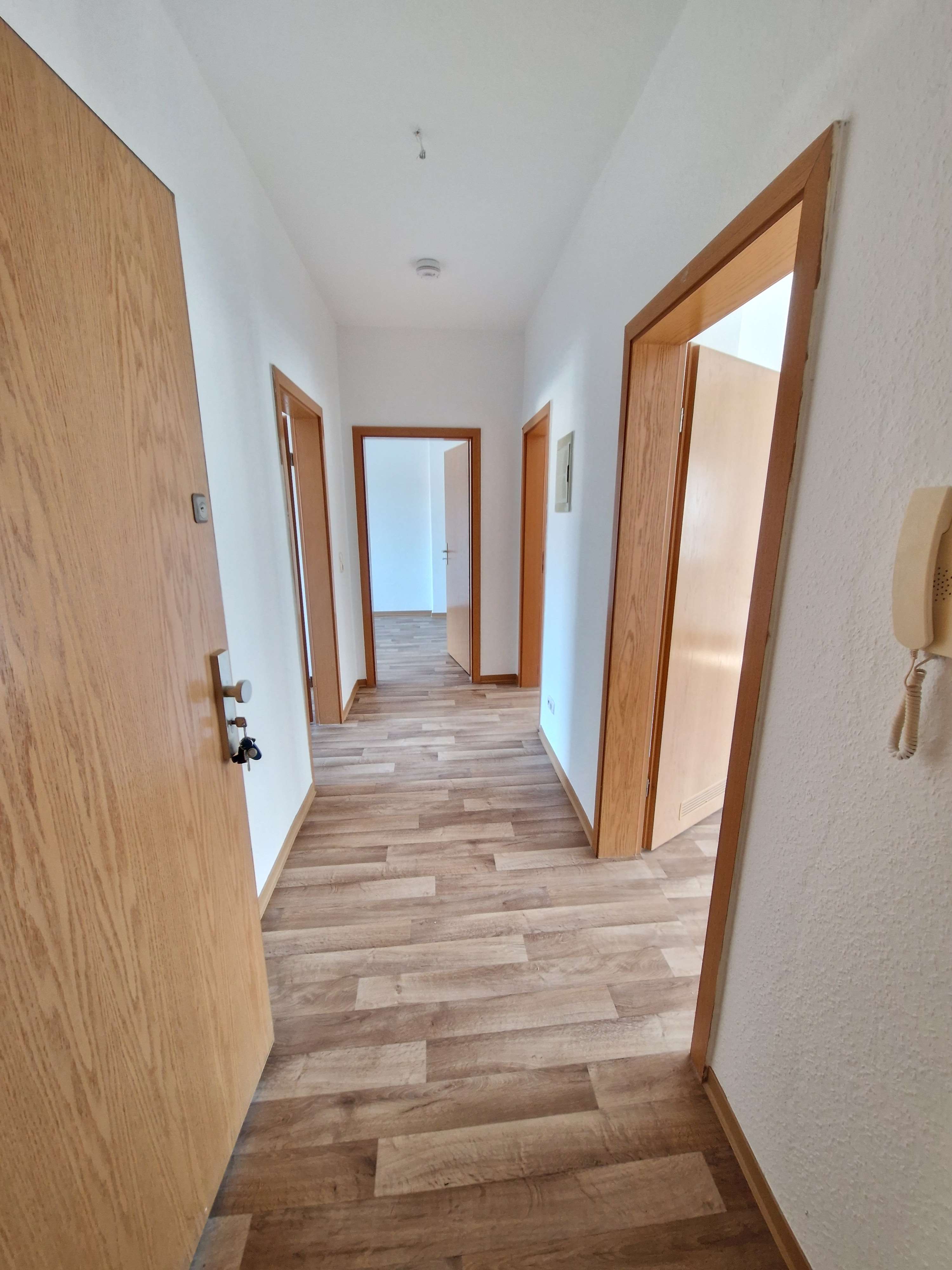 Thumbnail-Wohnung zum Mieten in Schönebeck 360,00 € 65.56 m²