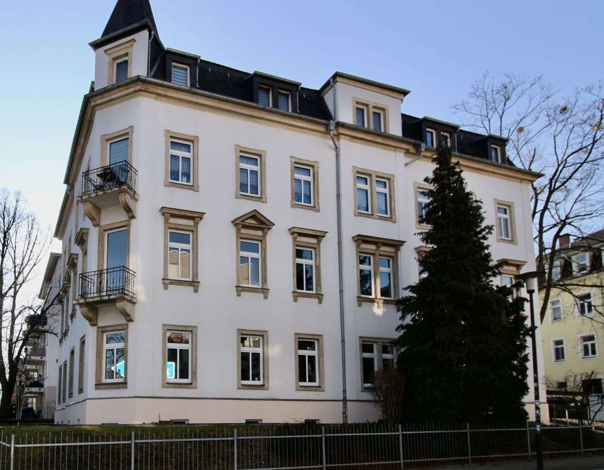 Thumbnail-Wohnung zum Kaufen in Dresden 129.000,00 € 42 m²