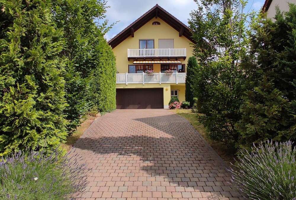 Thumbnail-Haus zum Kaufen in Harth-Pöllnitz, OT Forstwolfersdorf 300.000,00 € 156 m²