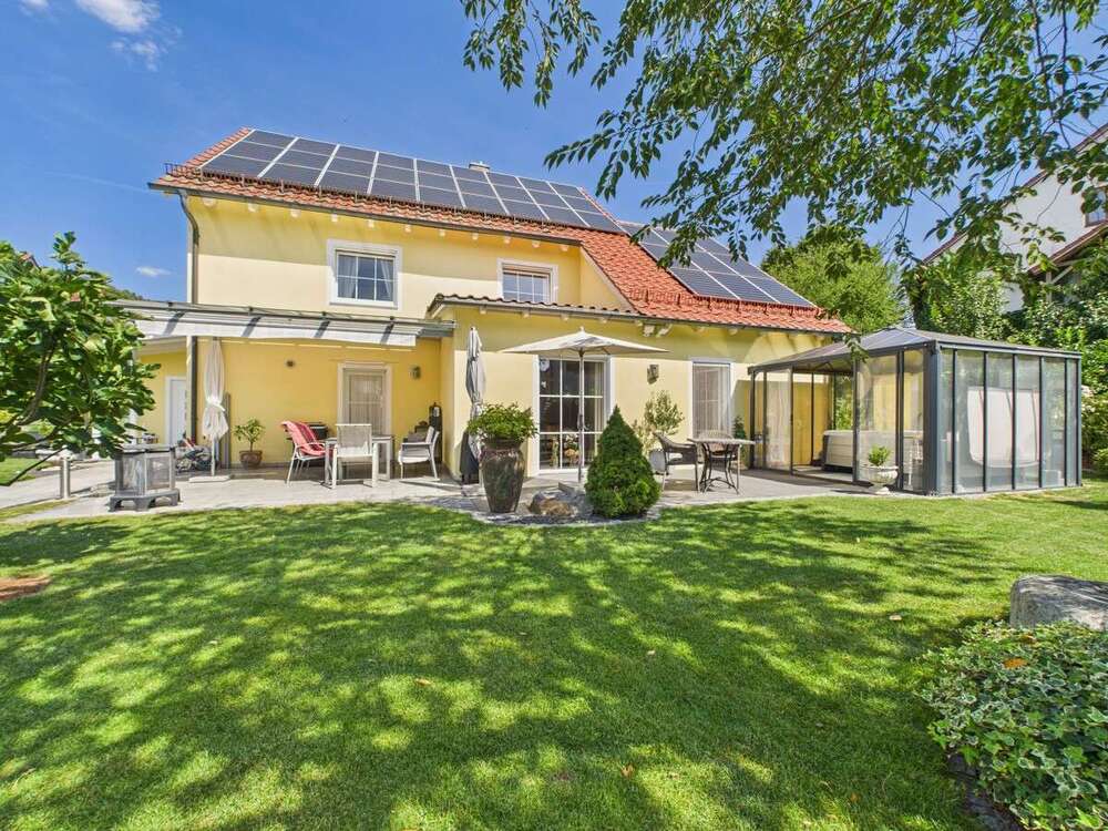 Thumbnail-Haus zum Kaufen in Donaustauf 1.090.000,00 € 247.54 m²