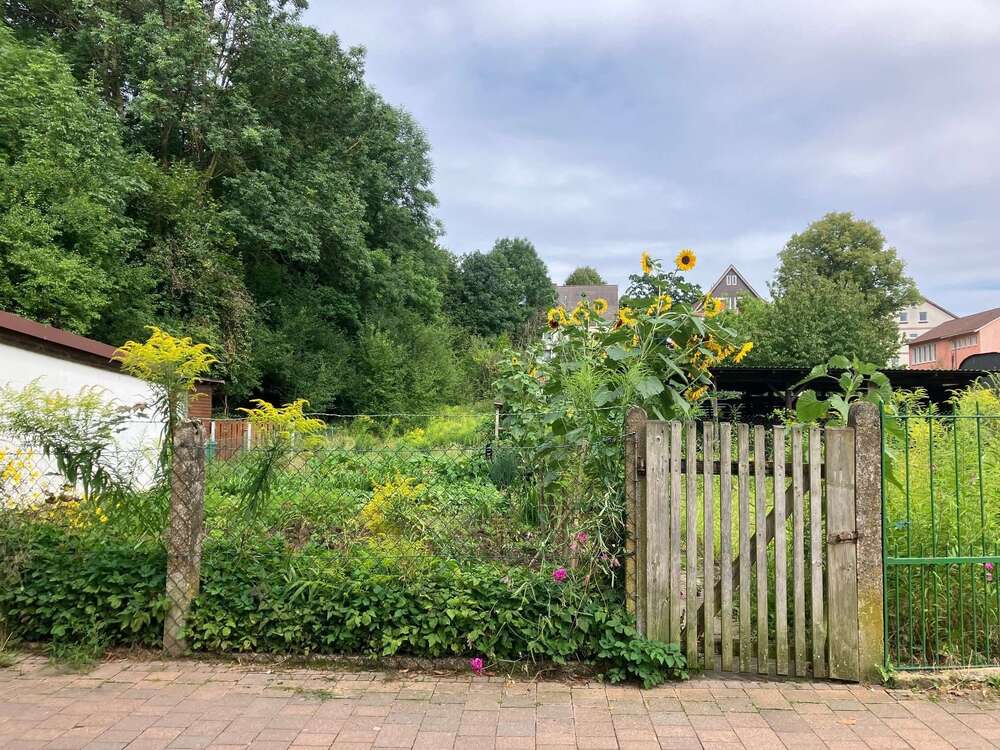 Thumbnail-Grundstück zu verkaufen in Dransfeld 190.000,00 € 1070 m²
