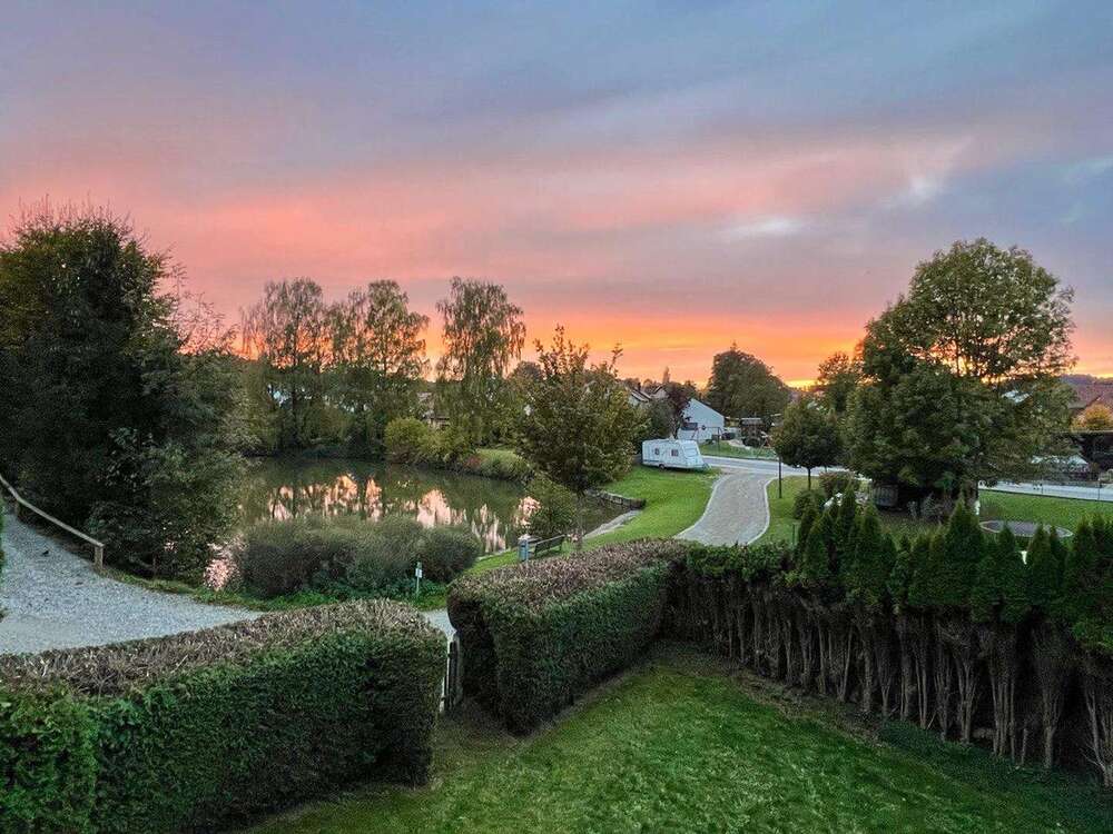 Thumbnail-Haus zum Kaufen in Hollenbach OT Igenhausen 649.000,00 € 210 m²