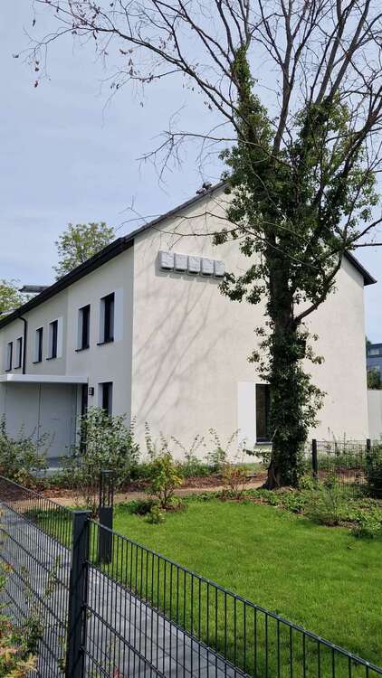 Thumbnail-Wohnung zum Mieten in Luckenwalde 1.440,00 € 120 m²