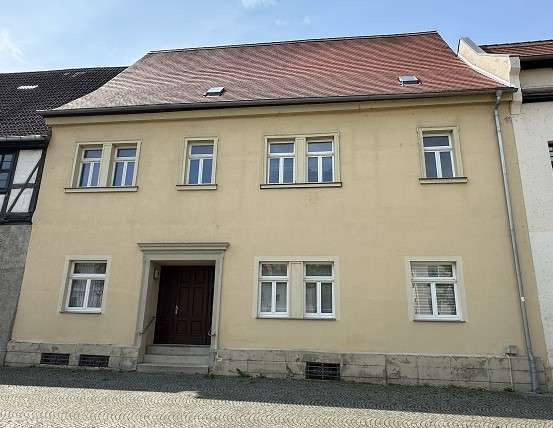 Thumbnail-Haus zum Kaufen in Bernburg 90.000,00 € 270 m²