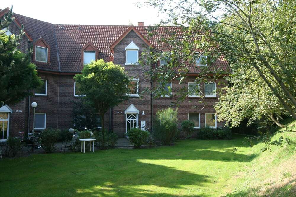 Thumbnail-Wohnung zum Mieten in Oldenburg 230,00 € 27.79 m²