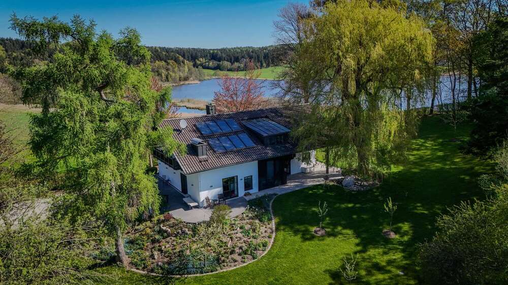 Thumbnail-Haus zum Kaufen in Ebersberg 2.500.000,00 € 253 m²