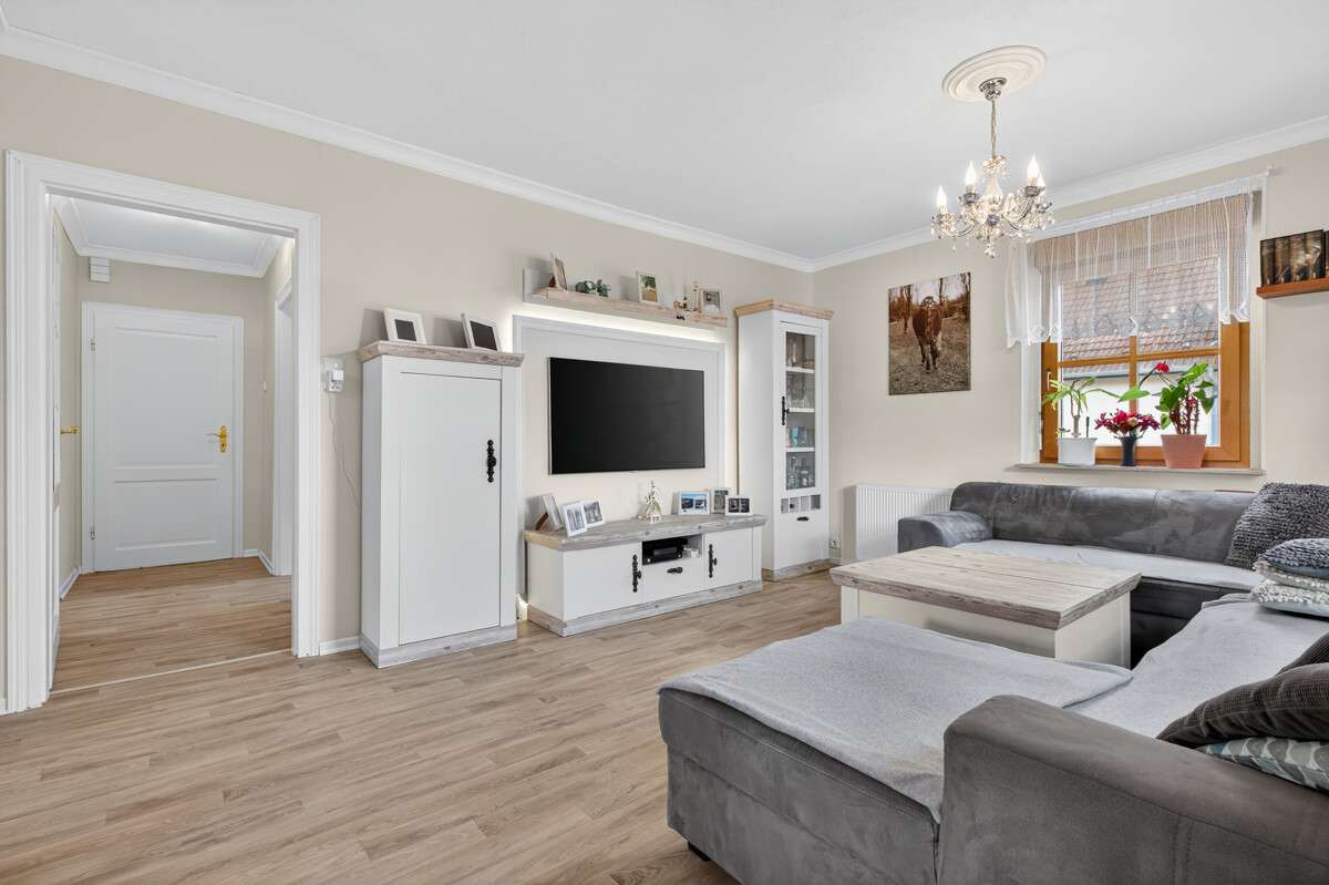 Thumbnail-Haus zum Kaufen in Wiernsheim 649.000,00 € 191 m²